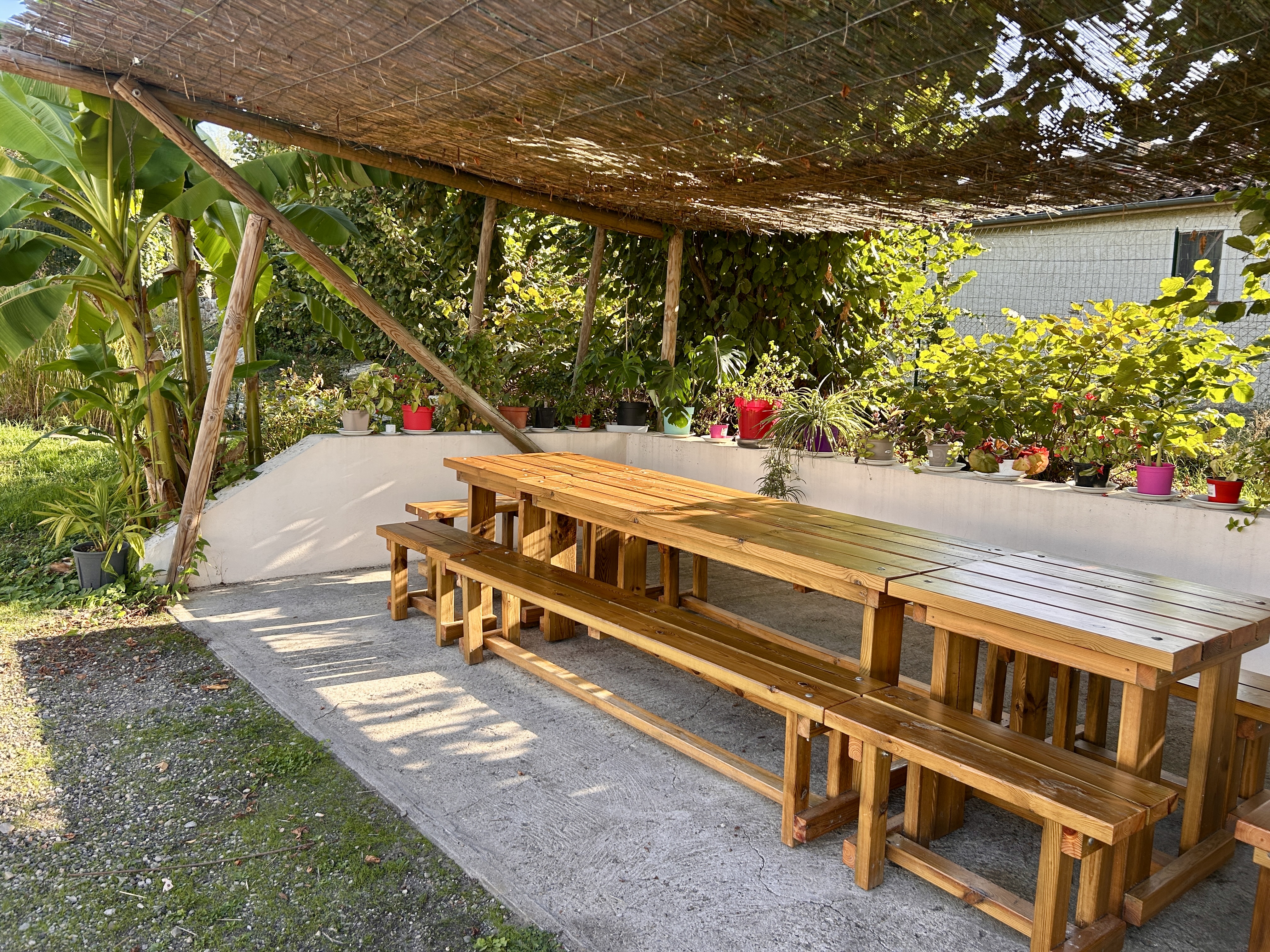 l'aire de pique-nique à "la taable des saisons"